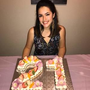 Meet your Posher, Jackie